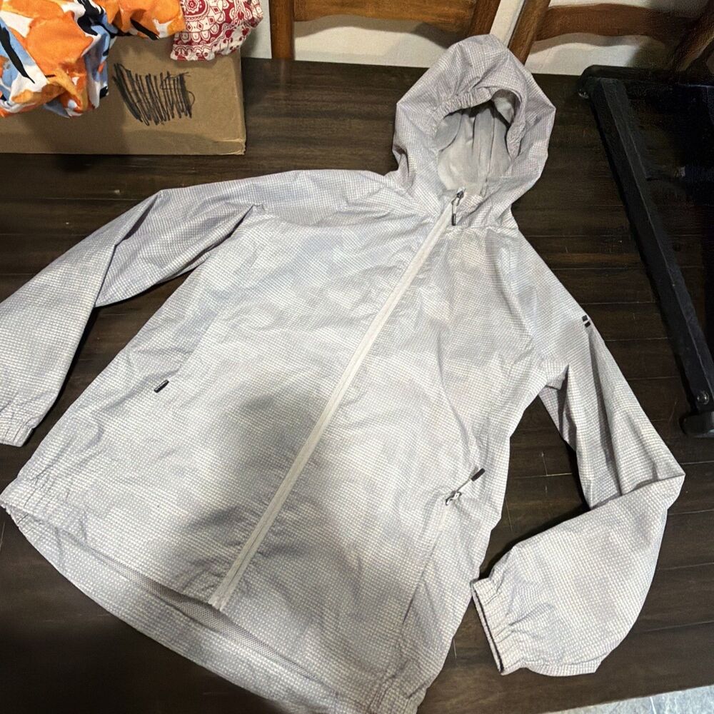Swiss Alps Rain Coat Youth Size Large